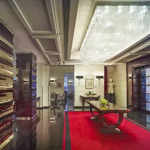 Grand Via Veneto Roma